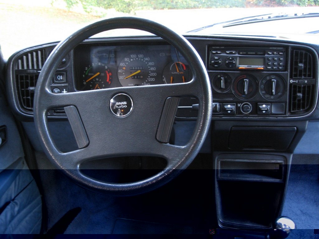 c900 volante.jpg