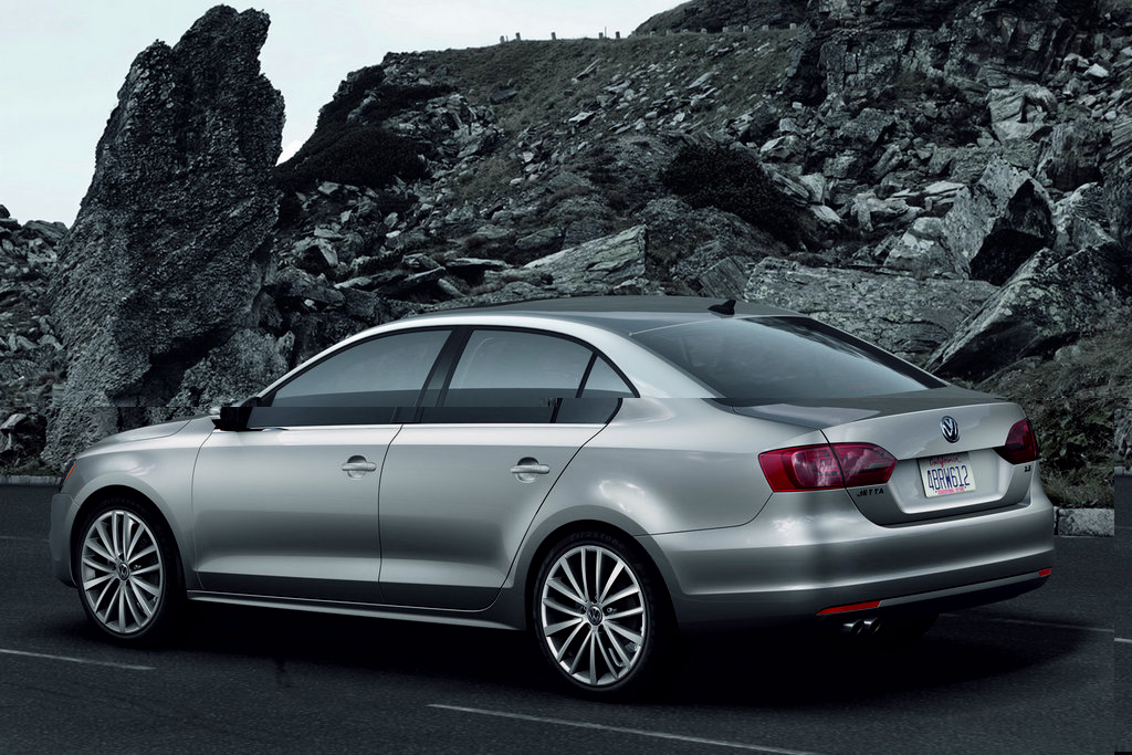 2011-Volkswagen-Jetta-10.jpg