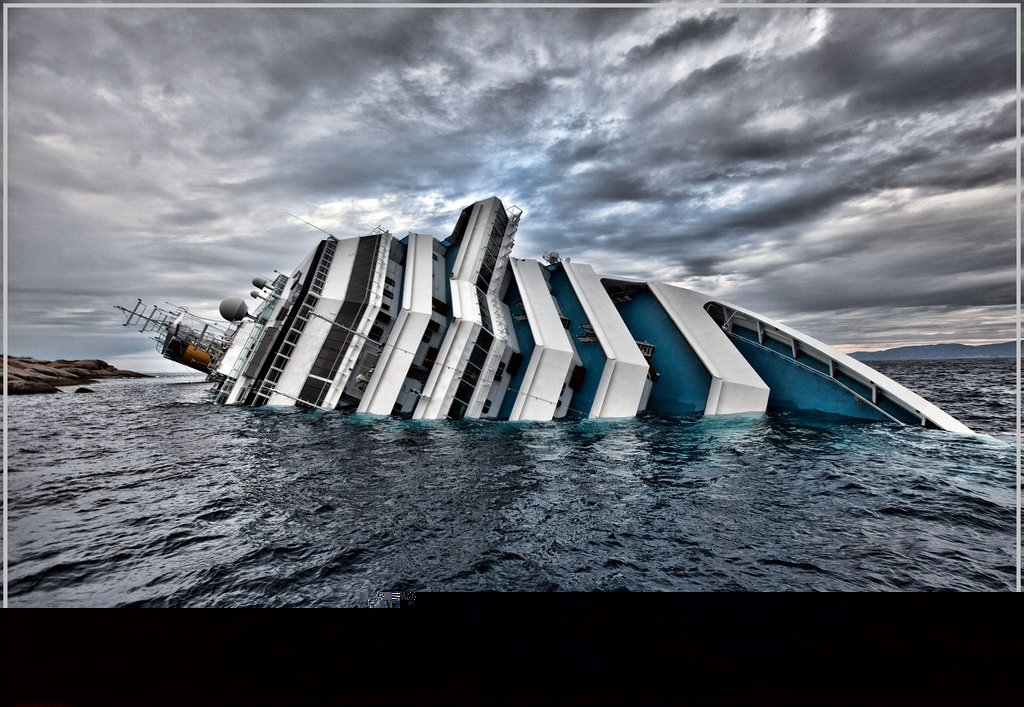 costa-concordia-foto-hdr-naufragio-crociera-giglio.jpg