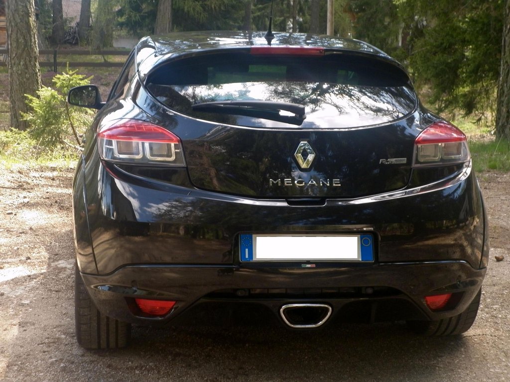 Megane posteriore no targa rid.JPG