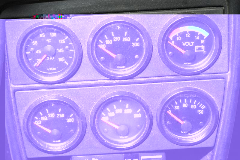 33689685_InteriorGaugePod.jpg
