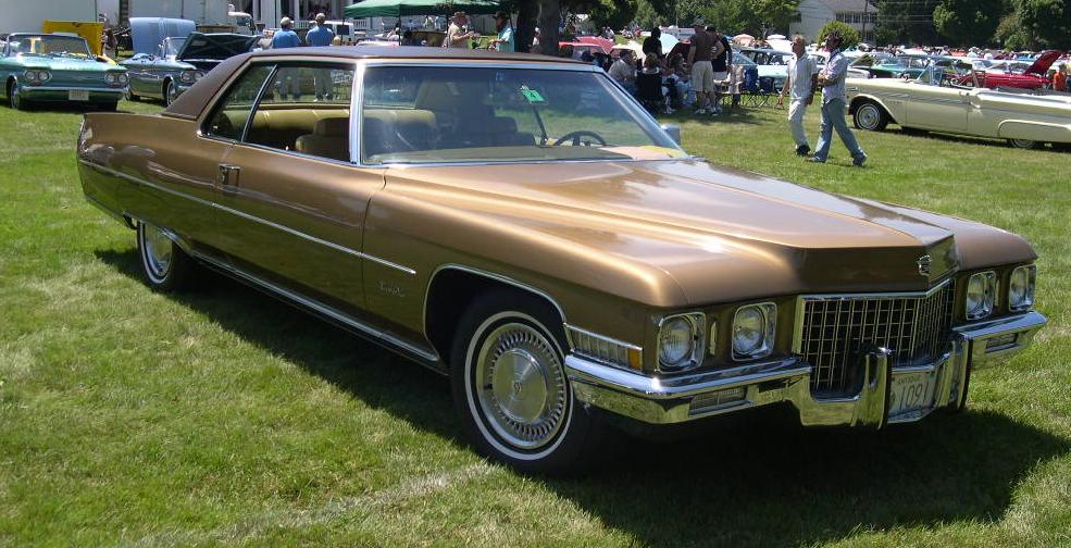 1971_Cadillac_Coupe_Deville.jpg
