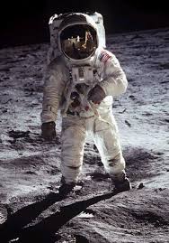 Ciao dalla luna.jpg