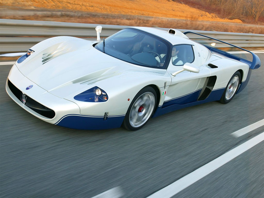 MaseratiMC12_1.jpg