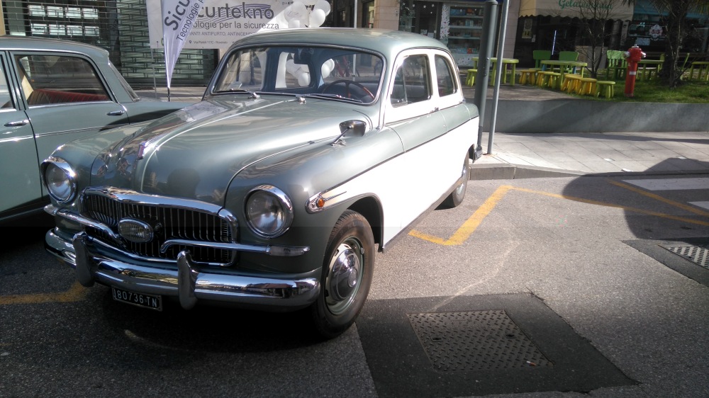 Fiat_1900_B(R).JPG