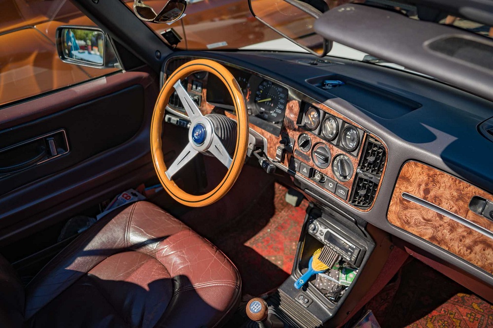 saab-900-convertible-interior-svedala-motor-veterandag-2016-1-300083.jpg