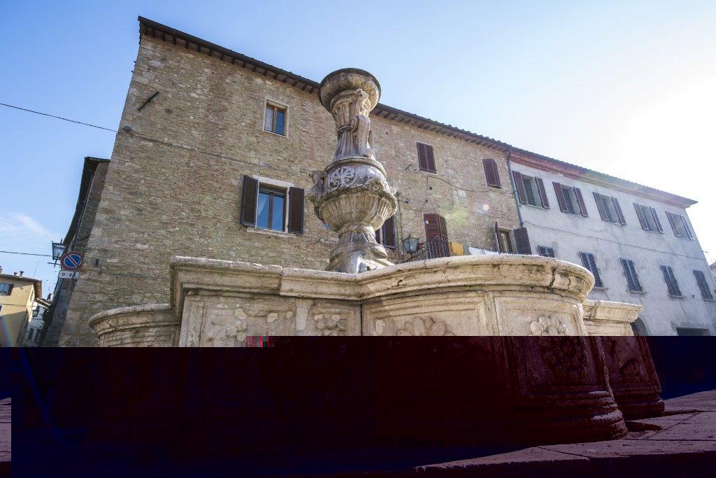 1 Piazza-del-Grano.jpg