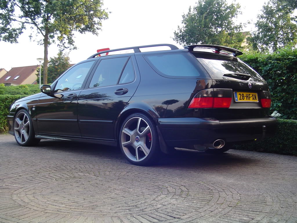 saab9-5TurboX017.jpg