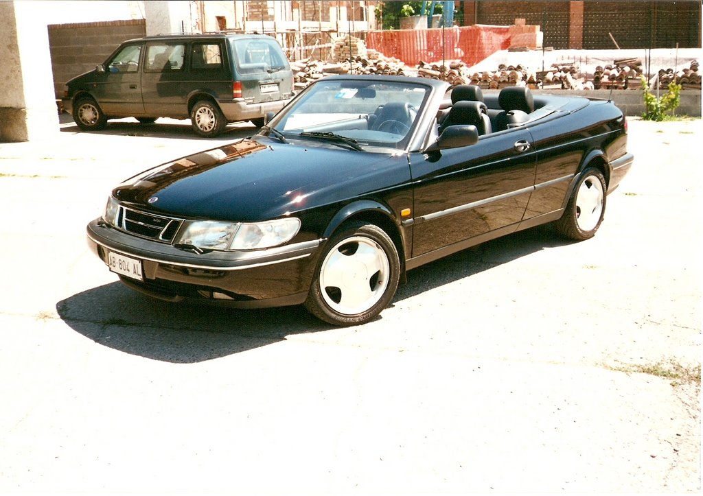 Saab 900 Cabrio Turbo SE 185cv (2).jpg