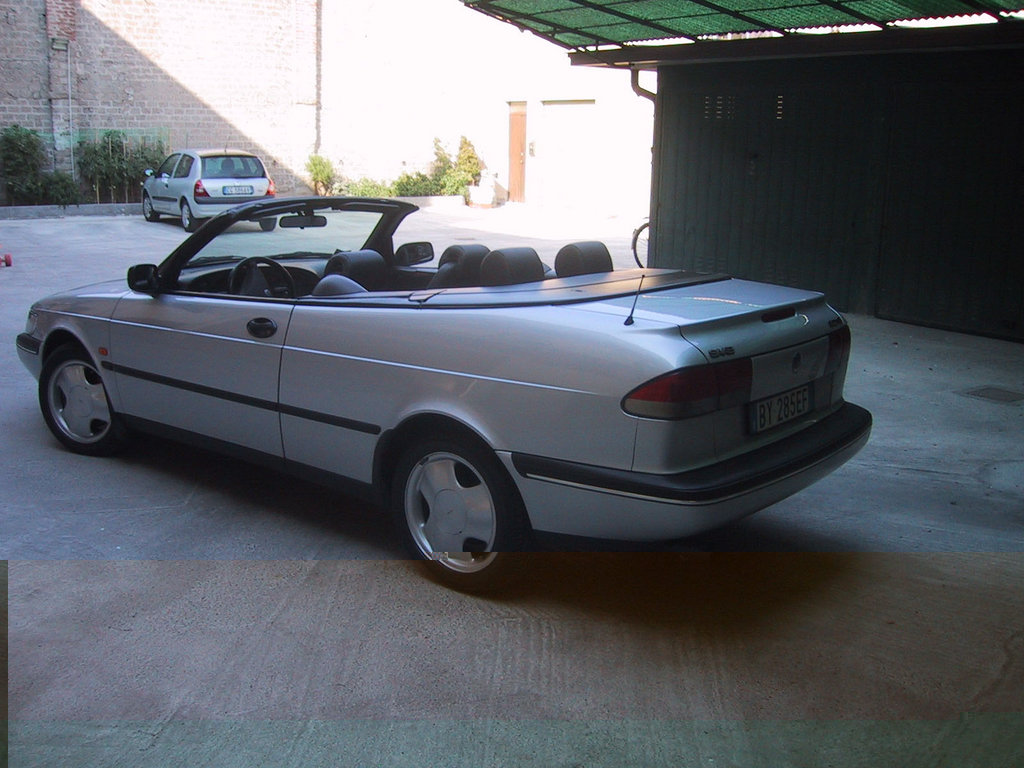 Saab 900 Cabrio Turbo SE 185cv (6).jpg