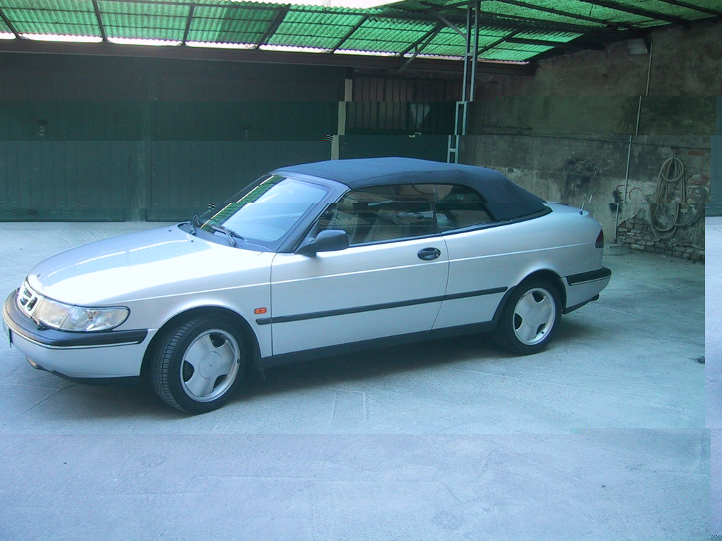 Saab 900 Cabrio Turbo SE 185cv (8).jpg