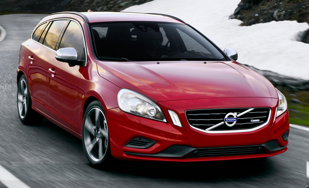 2011-Volvo-V60-R-Design.jpg