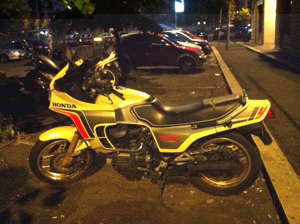 Honda CX 500 Turbo (2).JPG
